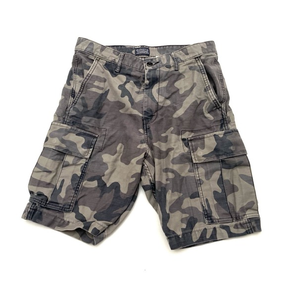 Levis Camo Cargo Shorts Men's Size 30 Black Gray Camouflage White Tab 9" Inseam - Picture 1 of 9